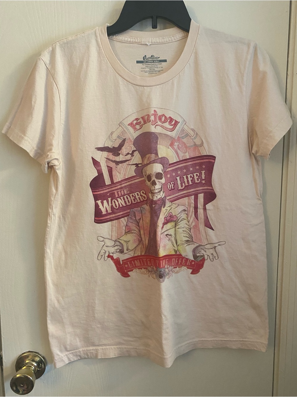 Threadless Women's XX-Large "The Wonders of Life" Graphic T-Shirt